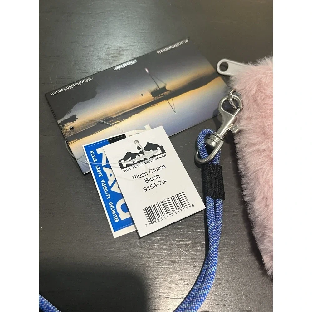 Kavu Plush Clutch Blush Pink Zipper Pouch Wallet Fleece